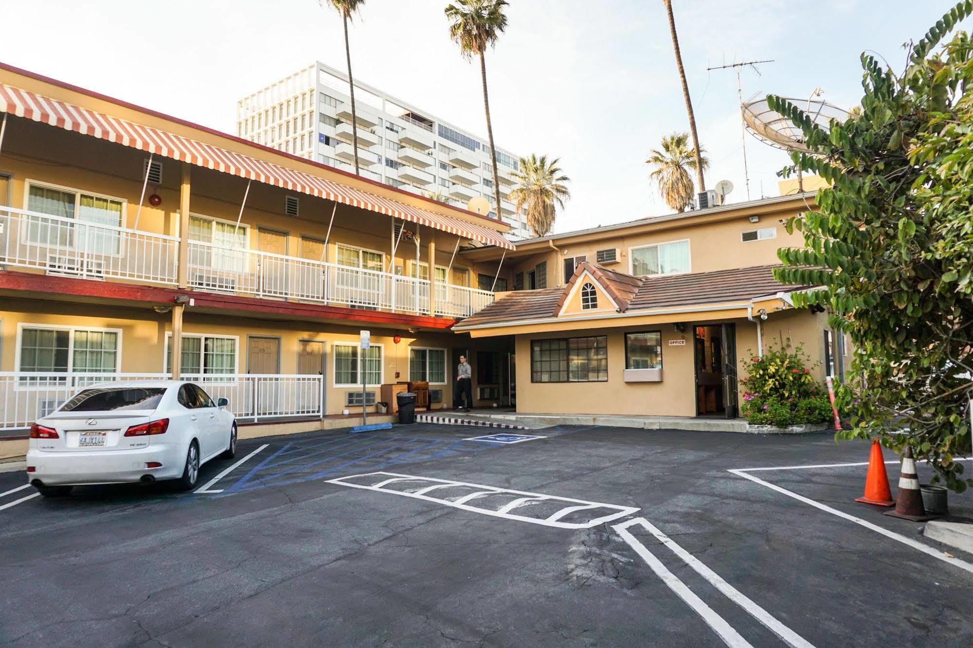 Hollywood La Brea Inn Лос-Анджелес Екстер'єр фото